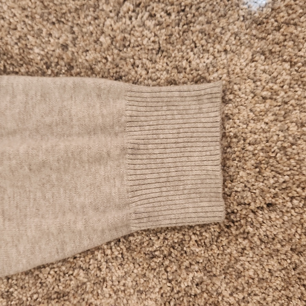 Retrofit long sleeve thin sweater - Picture 3 of 3
